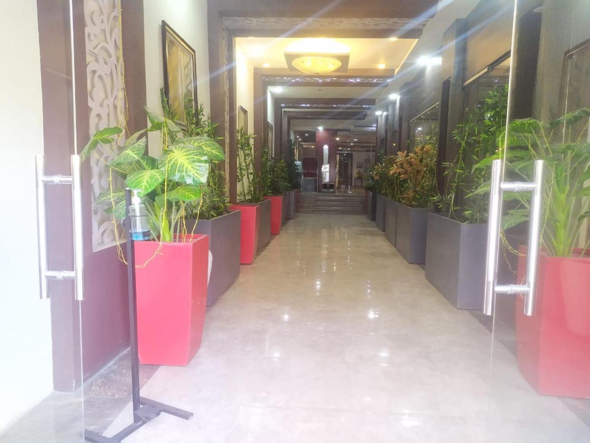 Hotel Genx Le Crescent Ghaziabad Zewnętrze zdjęcie