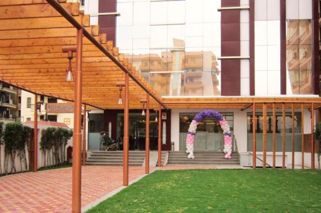 Hotel Genx Le Crescent Ghaziabad Zewnętrze zdjęcie