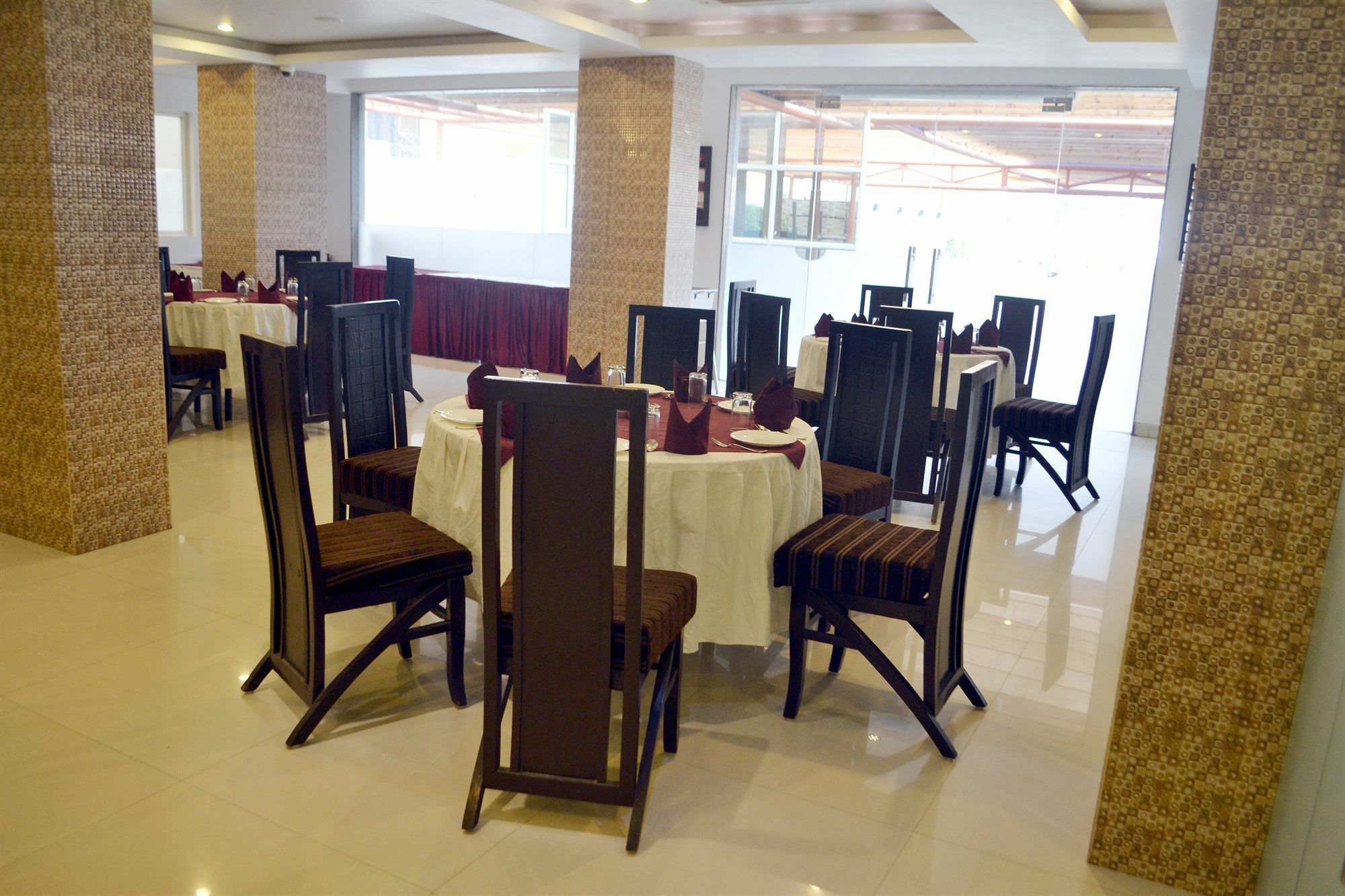 Hotel Genx Le Crescent Ghaziabad Zewnętrze zdjęcie
